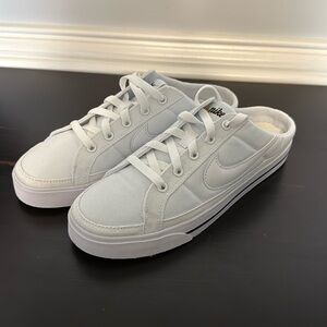 Nike Court Legacy Mule Womens Shoes